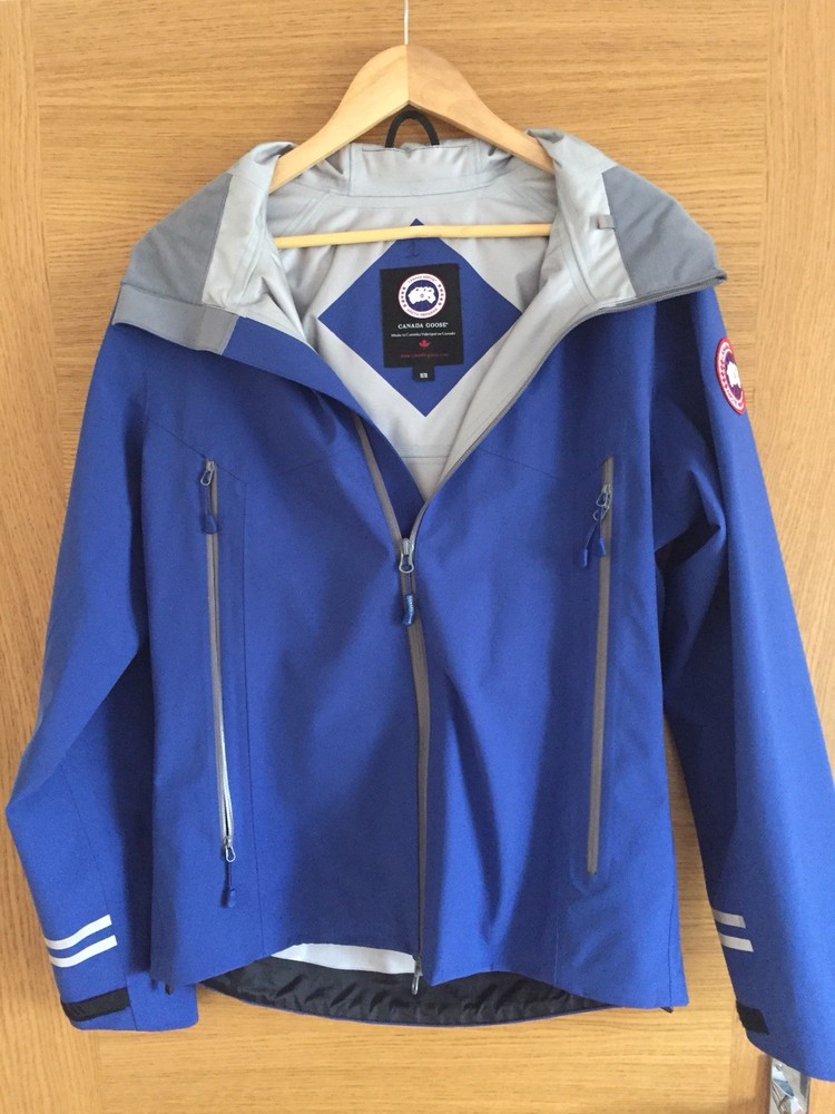 Waterproof anorak jacket