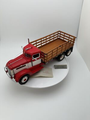 最終値下げTRUCKIN AIN`T USAヴィンテージバックル Franklin Mint 1939 Peterbilt Stake Truck Red 1:32 Diecast | eBay