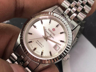 FREE SHIPPING! TITONI COSMO QUEEN 2671 AUTOMATIC LADIES WATCH 25MM