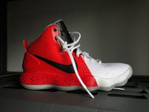 hyperdunk 2017 womens