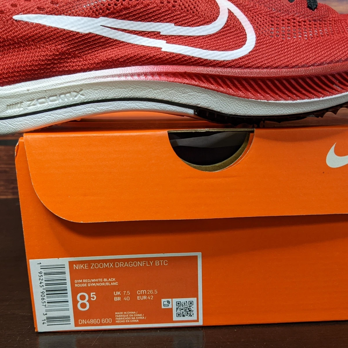 驚きの値段 【タイムセール‼︎】☆新品☆NIKEナイキエアロスイフトBTC