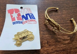Texas Sesquicentennial 1836-1986 LAPEL PIN & BRACELET SET -  Gold-Tone Vintage 
