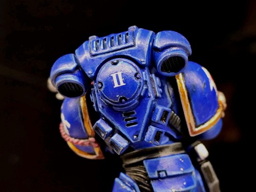 Space Marine Primaris Intercessor - PRO PAINTED - Foto 3 di 14