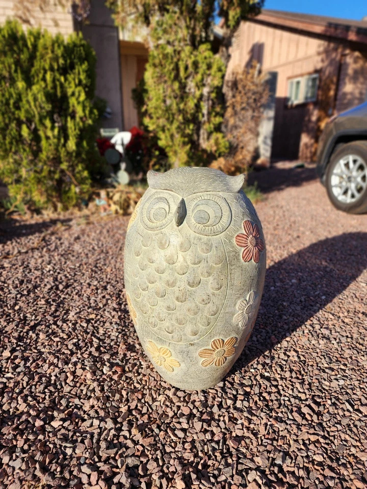 Vintage 2-Sided Owl Yard Decor  - Image 4 of 4