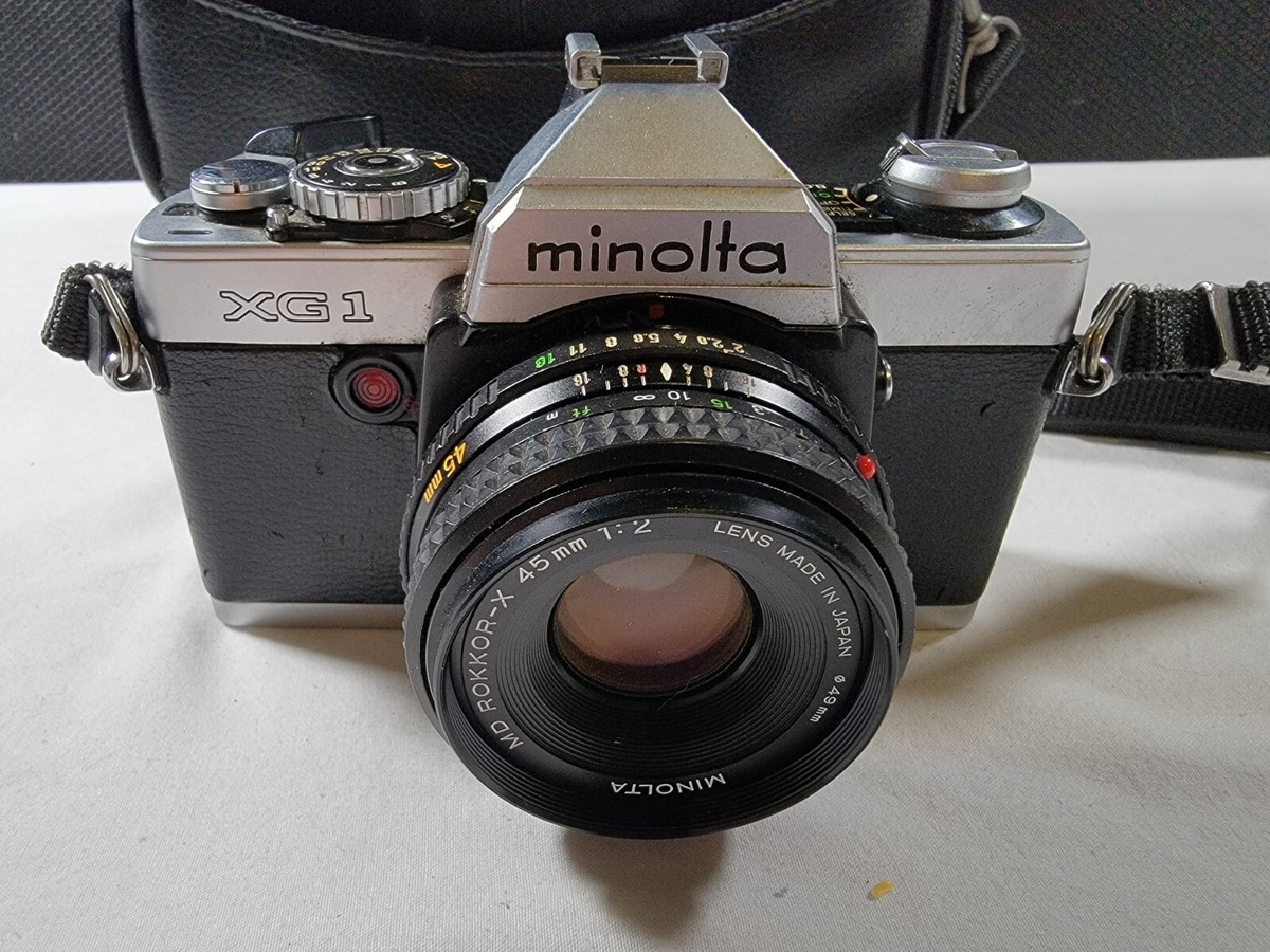 Minolta XG-1 35mm SLR Film Camera with Rokkor-X 45mm Lens, Flash