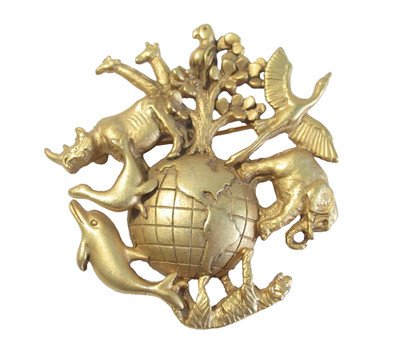 Signed AJC Animals of the World Brushed Gold Tone Brooch Pin