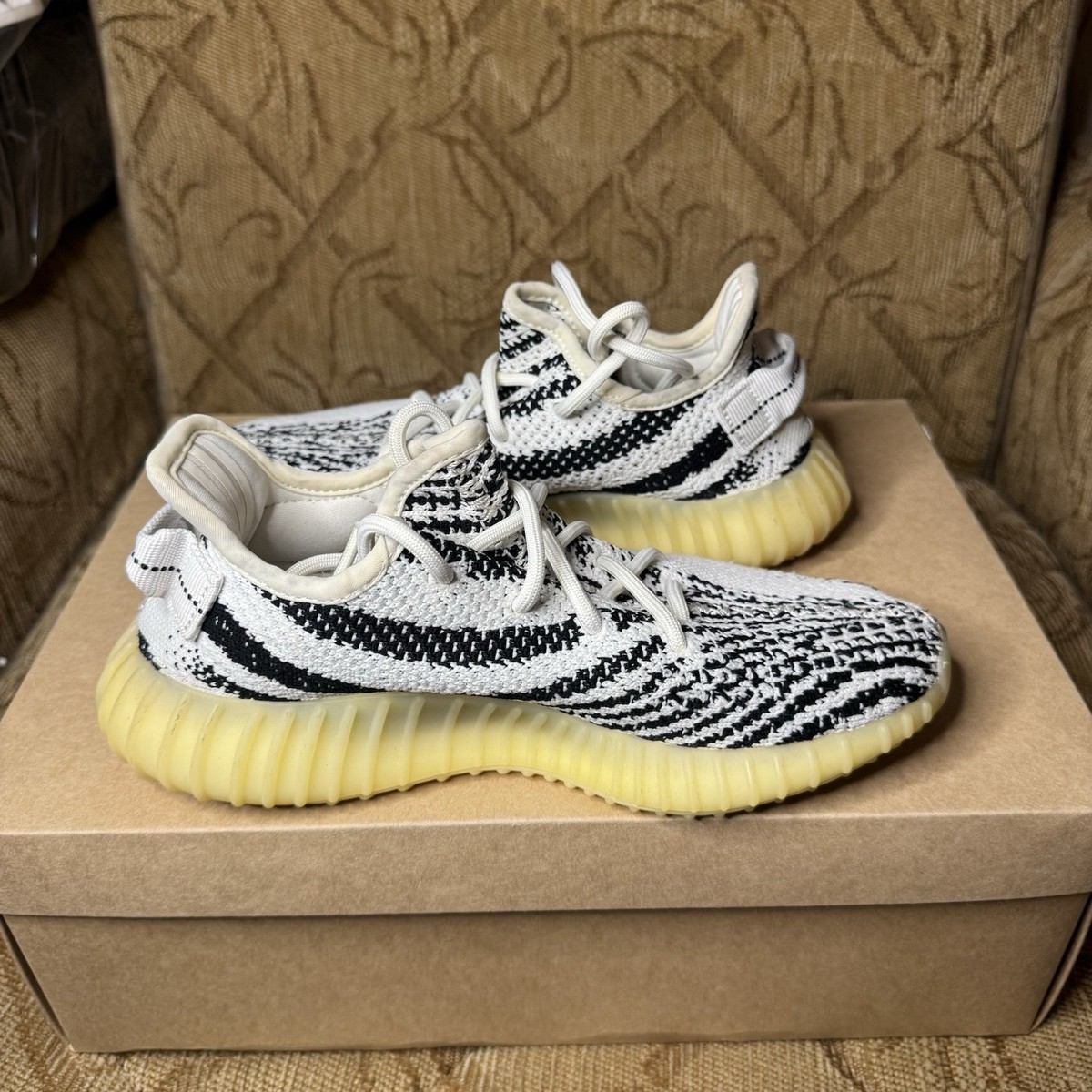 ADIDAS YEEZY BOOST 350 V2 ZEBRA Men's 5 Used no box | eBay