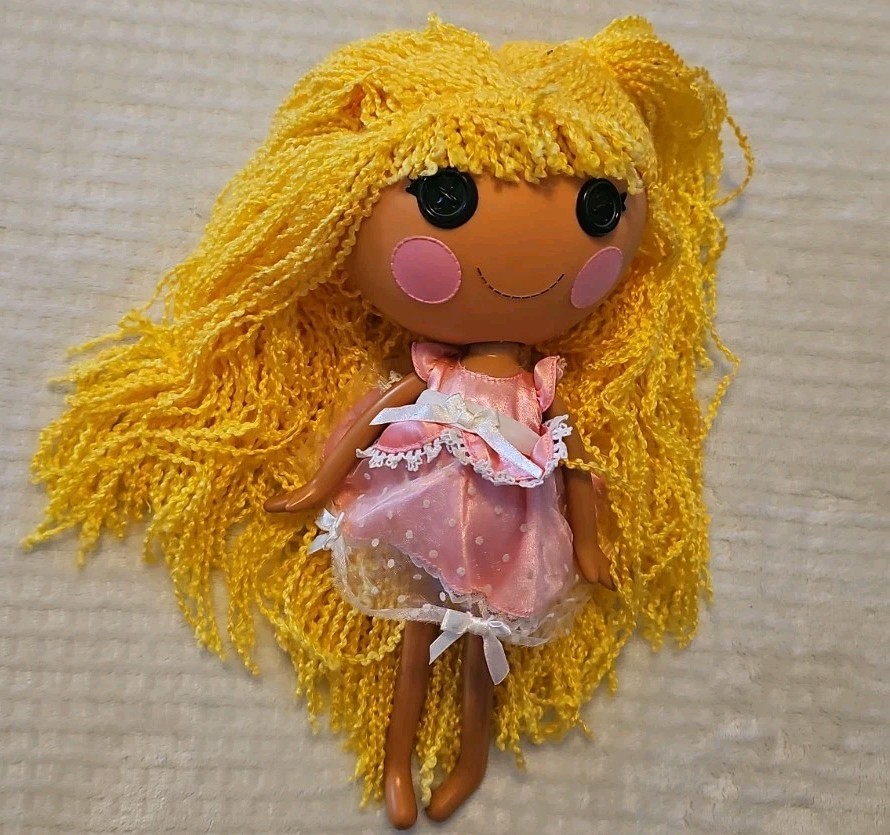 Lalaloopsy  Yellow Yarn Hair Doll  Full Size  2013 MGA