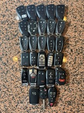 Lot Of 28 Keyless Entry Key Fob Remotes Various Manufacturers Car Chevy Audi Lot Of 28 Keyless Entry Key Fob Remotes Various Manufacturers Car Chevy Audi