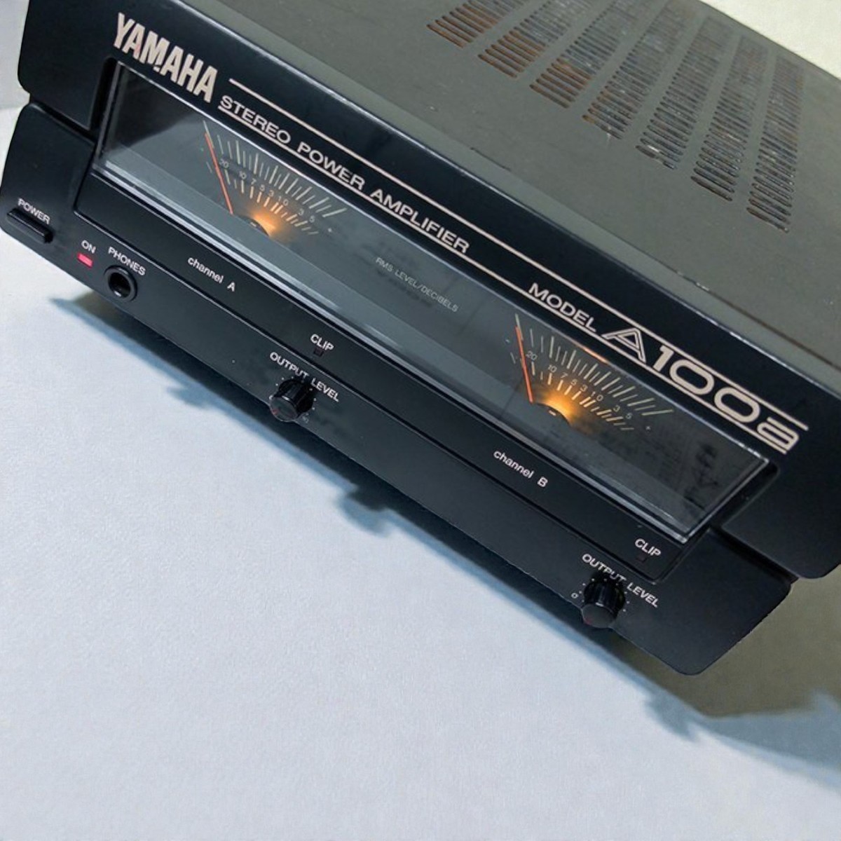 s*a様 YAMAHA パワーアンプ A100a 中古品 YAMAHA A100a Stereo Power Amplifier Tested Working VU Meter 100V