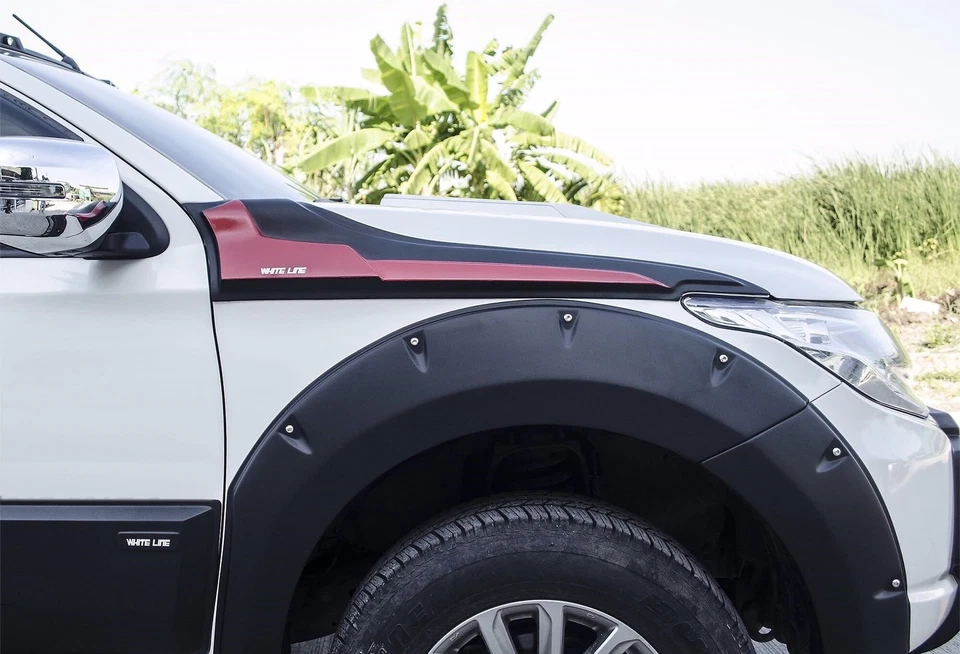 Side Hood Guard Cover Trim Black Red 2 Pc Fit Mitsubishi L200 Triton 2015 - 2017 - Image 3 of 4