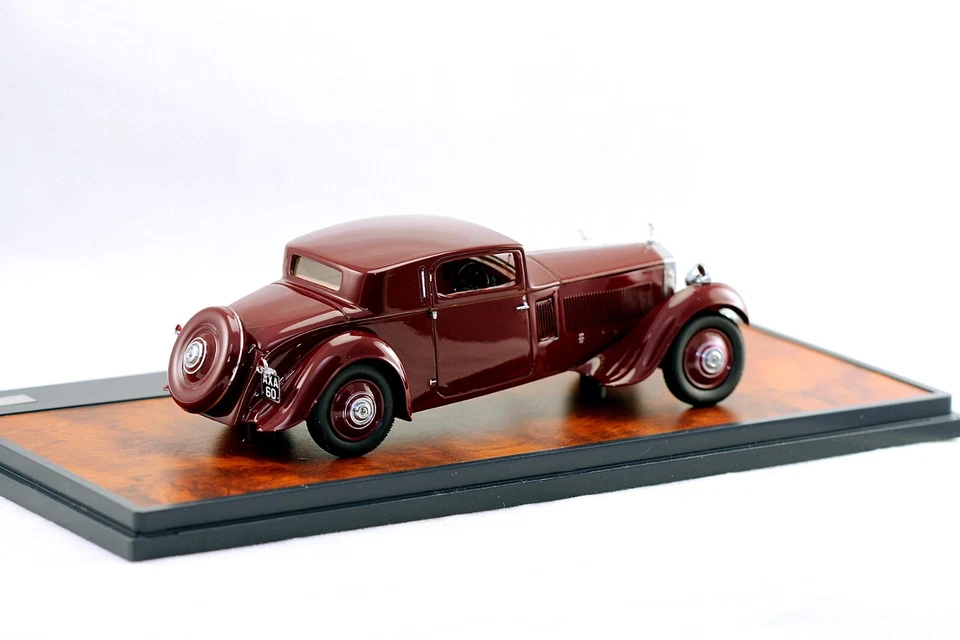 1:43 Matrix Scale Models MX41705-141 Rolls Royce Ph2 Freestone & Webb Coupe 1933 - Image 2 of 3
