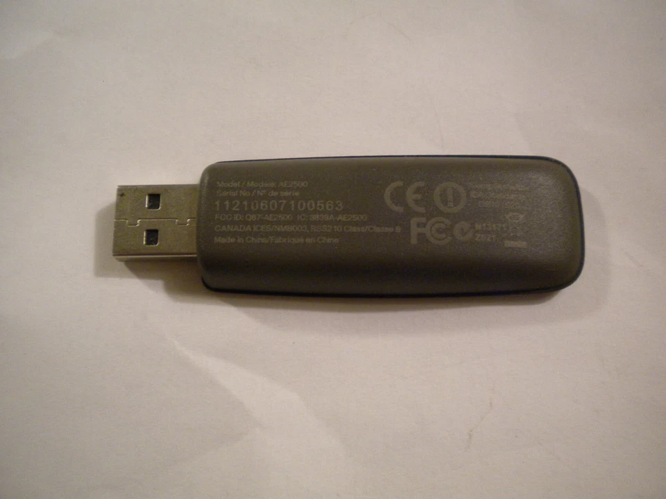 CISCO AE2500 DUAL BAND WIRELESS USB ADAPTER - Image 2 of 2