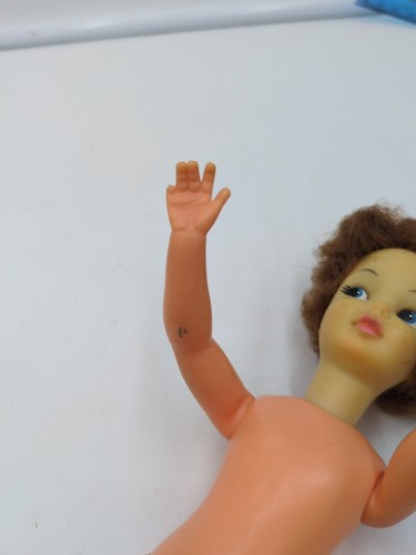 Vintage 9”Doll Clone Ideal Toy Corp G-9-E Japan Body - Picture 9 of 21