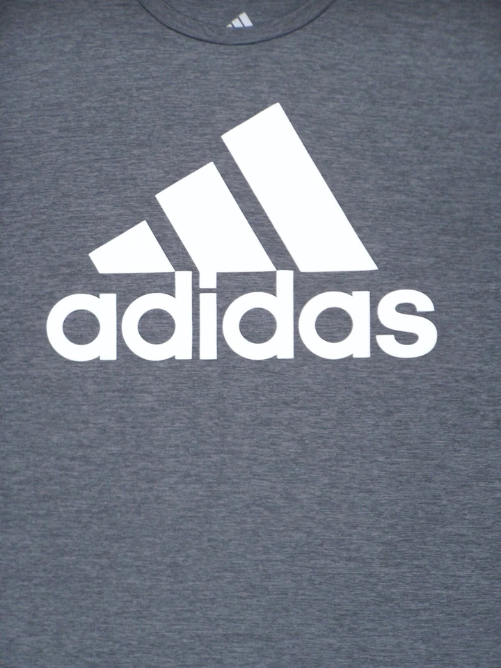 Camisa Adidas Adulto Grande Gris Blanca Grande Logotipo Deletreado Ropa Activa Exterior Para Hombre Foto 2 de 4