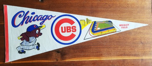 VINTAGE 1960’s Chicago Cubs Baseball Pennant! WOW! - Picture 3 of 4