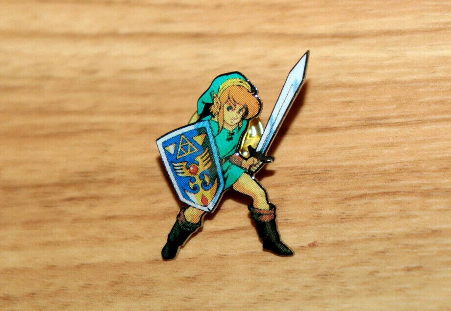 The Legend of Zelda Link Rare Promo Pin Nintendo SNES NES Vintage Collectible - Image 2 of 4