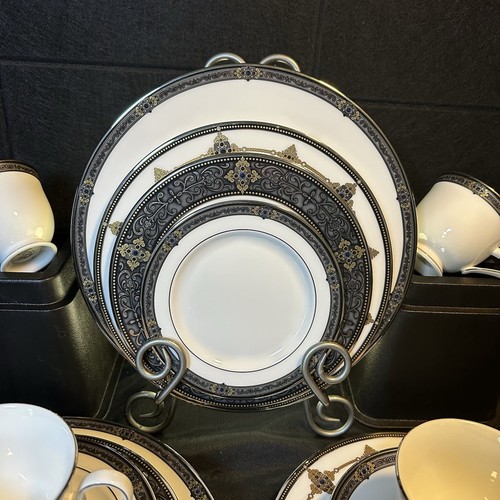 Lenox China “Vintage Jewel” 6 PC Dinnerware Set - 4 Settings (5PC Plus Luncheon) - Picture 7 of 17
