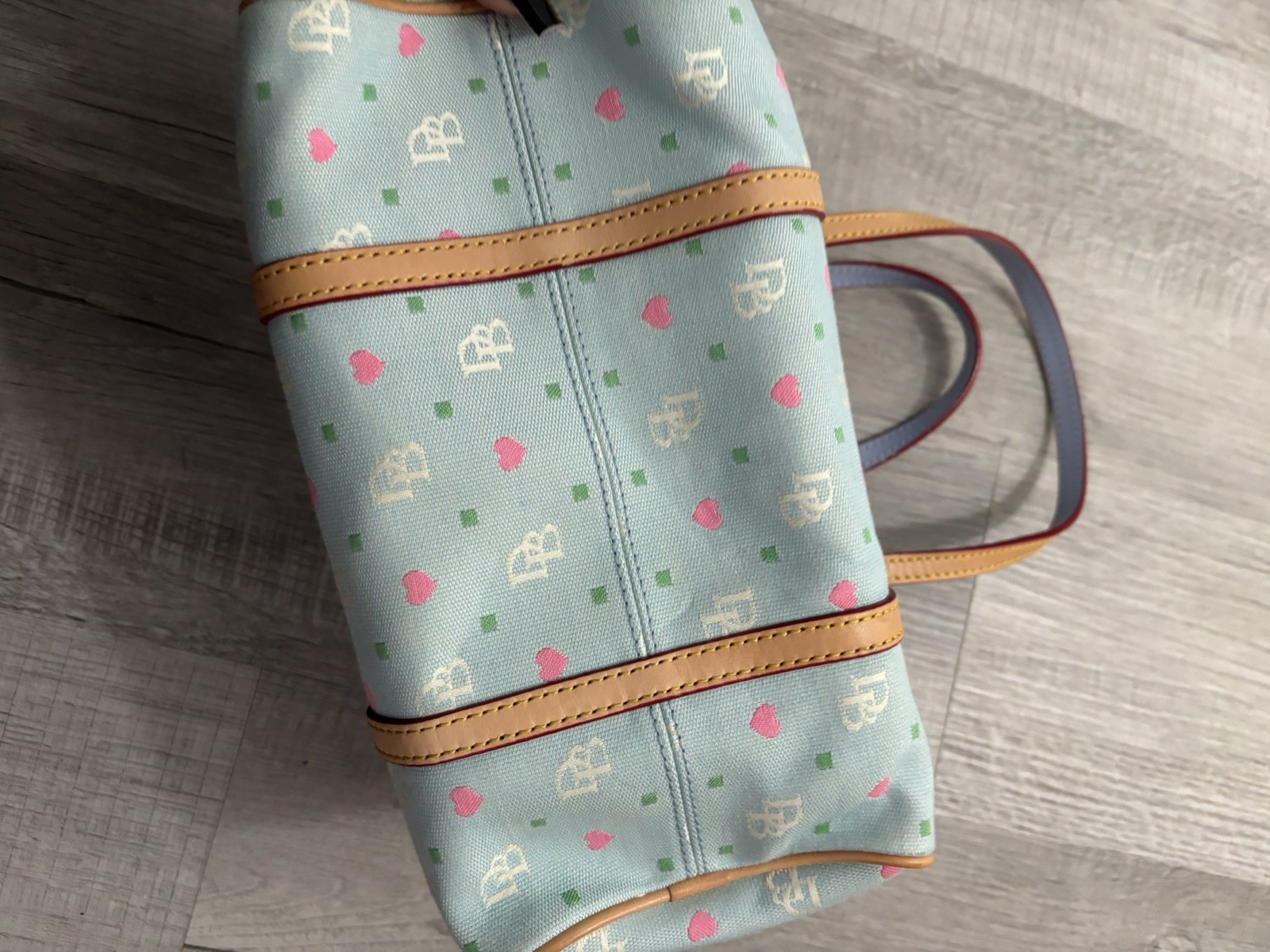 Y2K RARE Vintage Dooney & Bourke Heart Monogram Canvas Blue Barrel Bag 2000s image 4