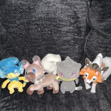 Pok mon Center TOMY Pokemon Plush Lot of 4 8" 2010-2018