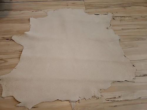 1 Unze MILDES WEISSES SCHLANGENLEDER GEPRÄGTES SCHAFFELL LAMMFELL LEDERFELL BLATT, PANEL - Bild 2 von 4