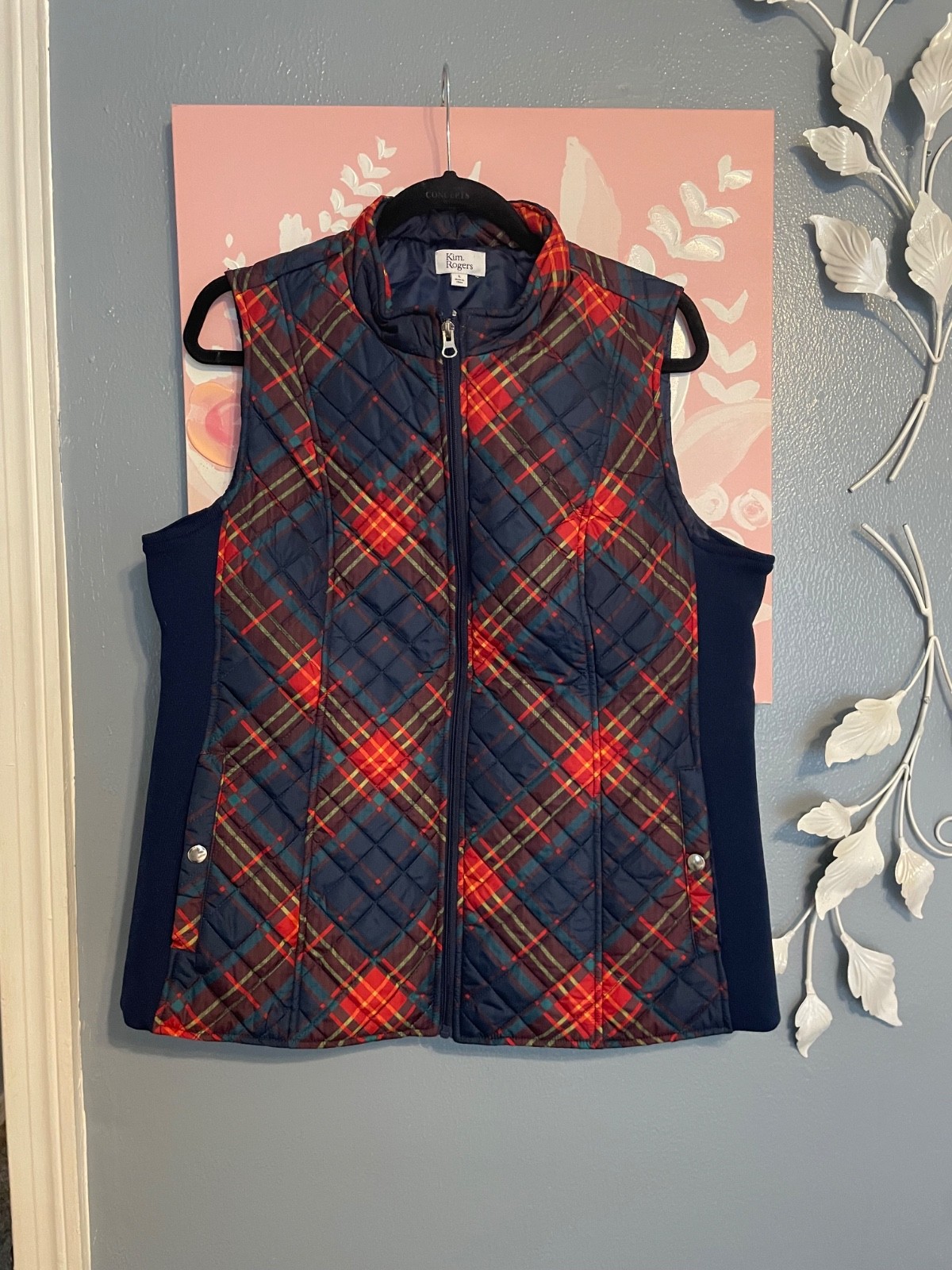 kim rogers zip up puffer vest Large with snaps and pockets