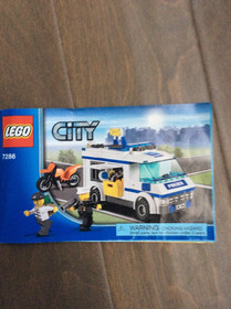 LEGO CITY: Prisoner Transport (7286)