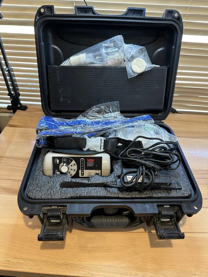 Ventilador Automatizado Simplificado AutoMedx SAVe con Estuche, Batería y Accesorios Foto 4 de 4