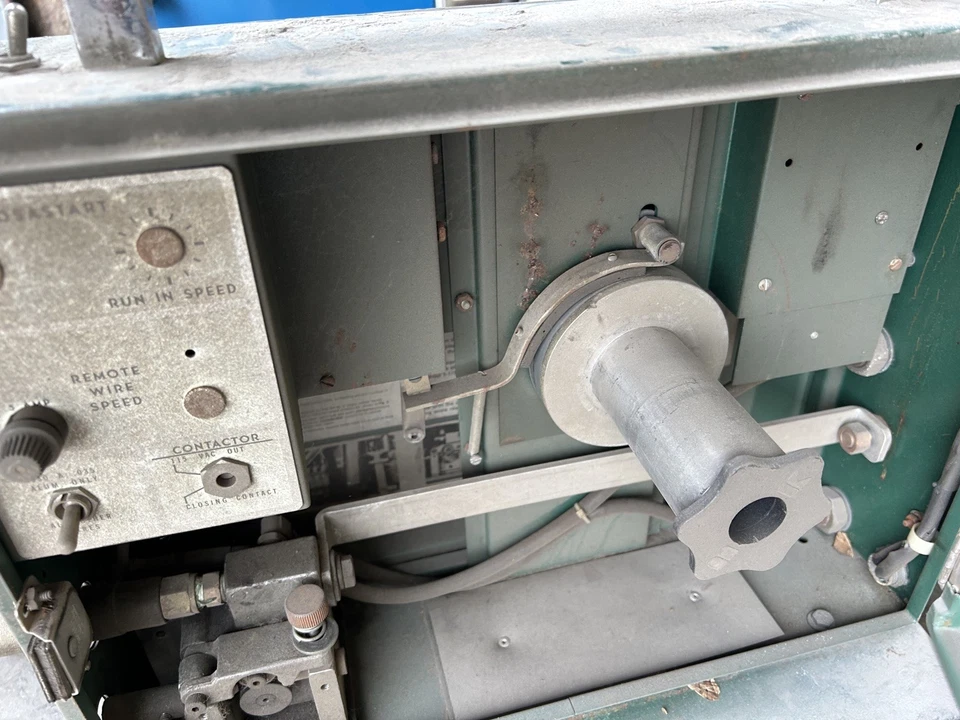 Alimentador de alambre de aluminio Cobra Matic tipo Push-Pull IA con pistola 25 pies Mk Products Foto 3 de 4