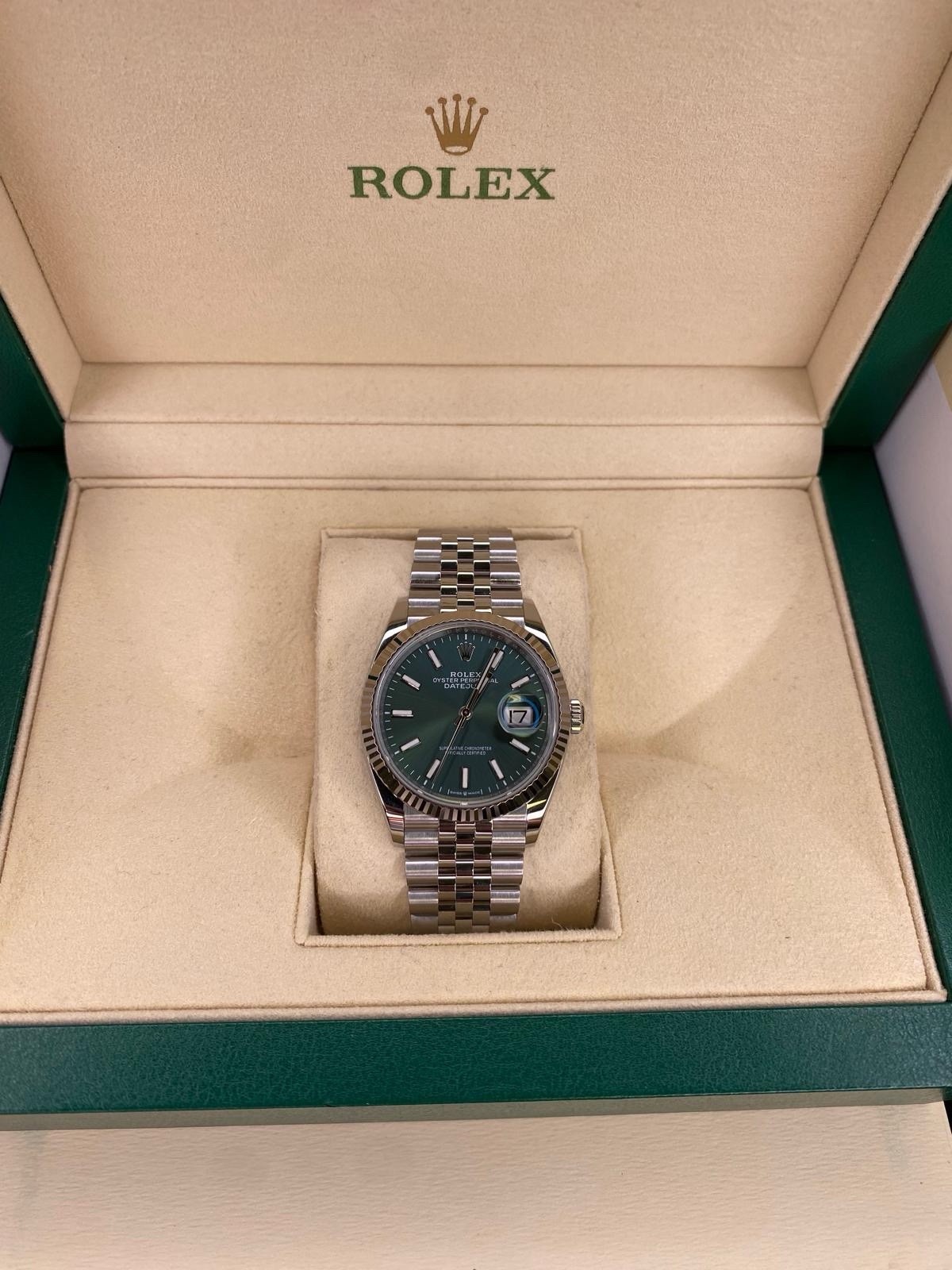 Rolex Datejust 36 126234 2023 Mint Green Jubilee Full Set Fluted Bezel image 7