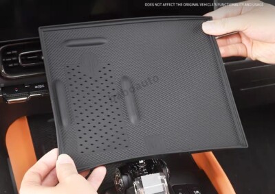 Wireless Charging Silicone Protection Pad For GWM Great Wall Haval H9 2rd 2024