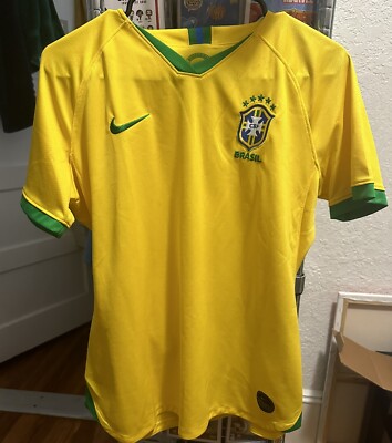 Nike Neymar jr 2018 Brazil Home WOMEN Yellow Size LARGE Soccer