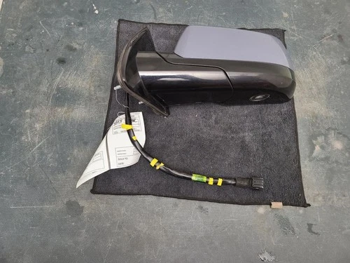 Driver Side View Mirror Power With Turn Signal Fits 15-20 SUBURBAN 1500 1114908