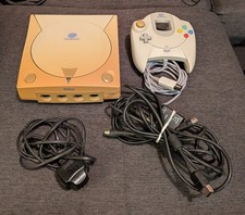 Sega Dreamcast + One Controller