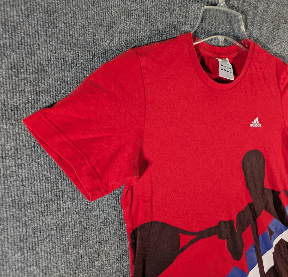 Adidas Novak Djokovic Hombres XS Camiseta Tenis Rojo Azul Bandera Serbia Gráfico Grande Foto 2 de 4