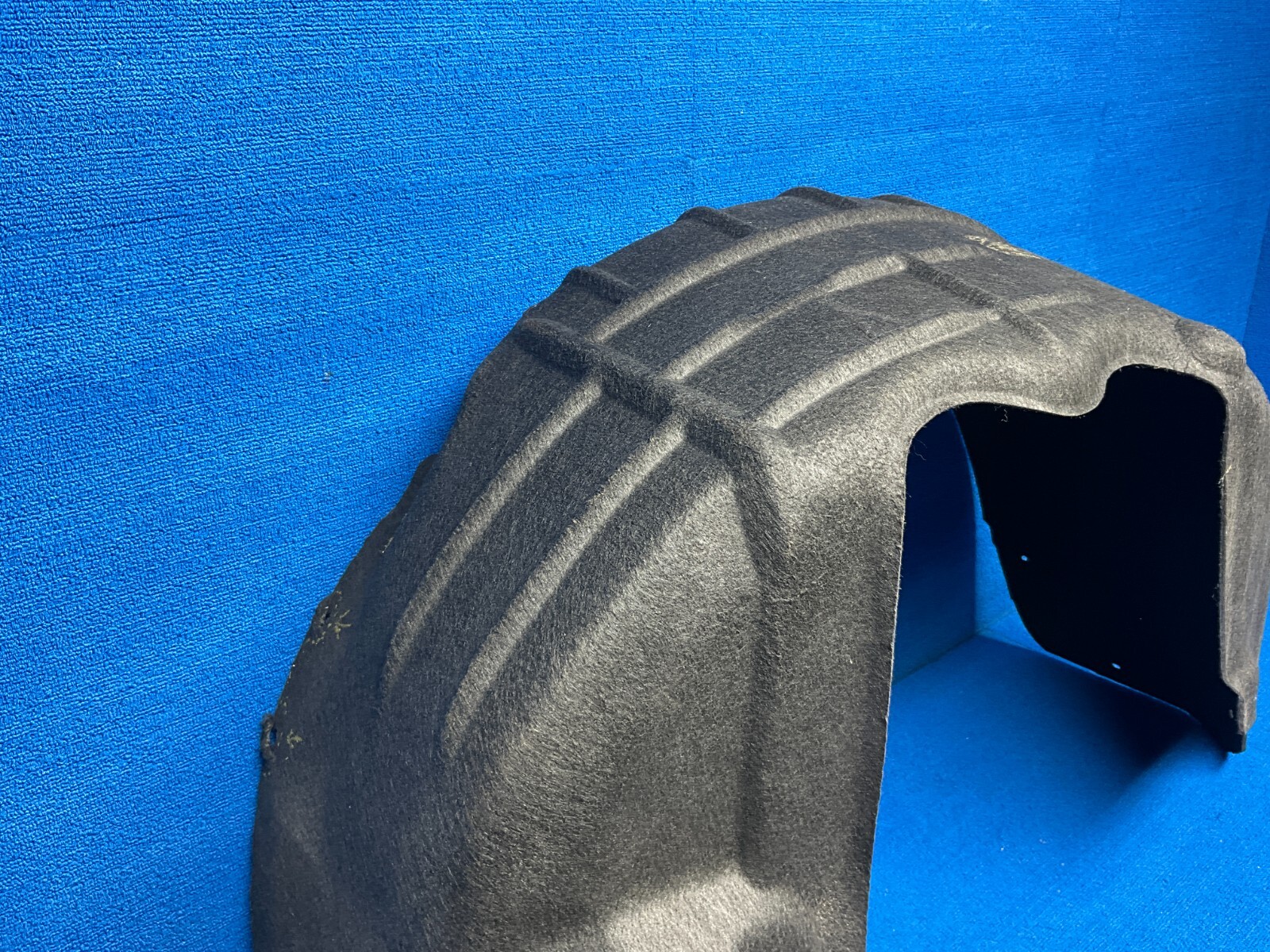 2005-2010 BENTLEY CONTINENTAL REAR LEFT SIDE FENDER LINER SPLASH SHIELD OEM