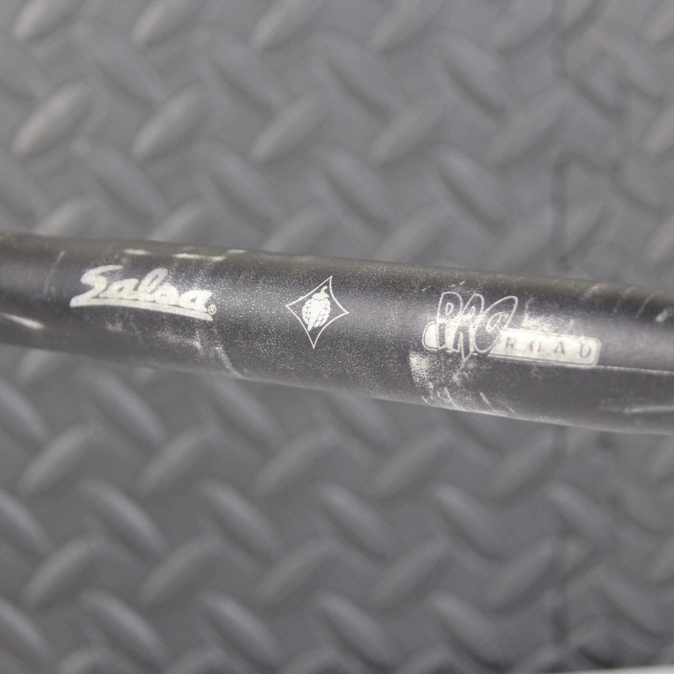 Salsa Pro Road 40 cm x 26.0 mm Alloy Road Bars Handlebars Black - Image 2 of 4