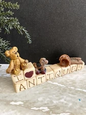 Blossom Bucket Suzi ‘I Love Antiques’ Block Word Saying Shelf Sitter Figurine