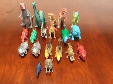 19 Plastic Toy Dinosaurs Play Pretend Assorted Size Children Dinos