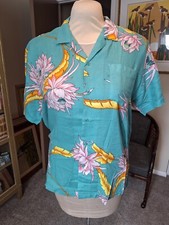 Vintage Islander Hawaii / Hawaiian Shirt Tropical Flowers Size Large