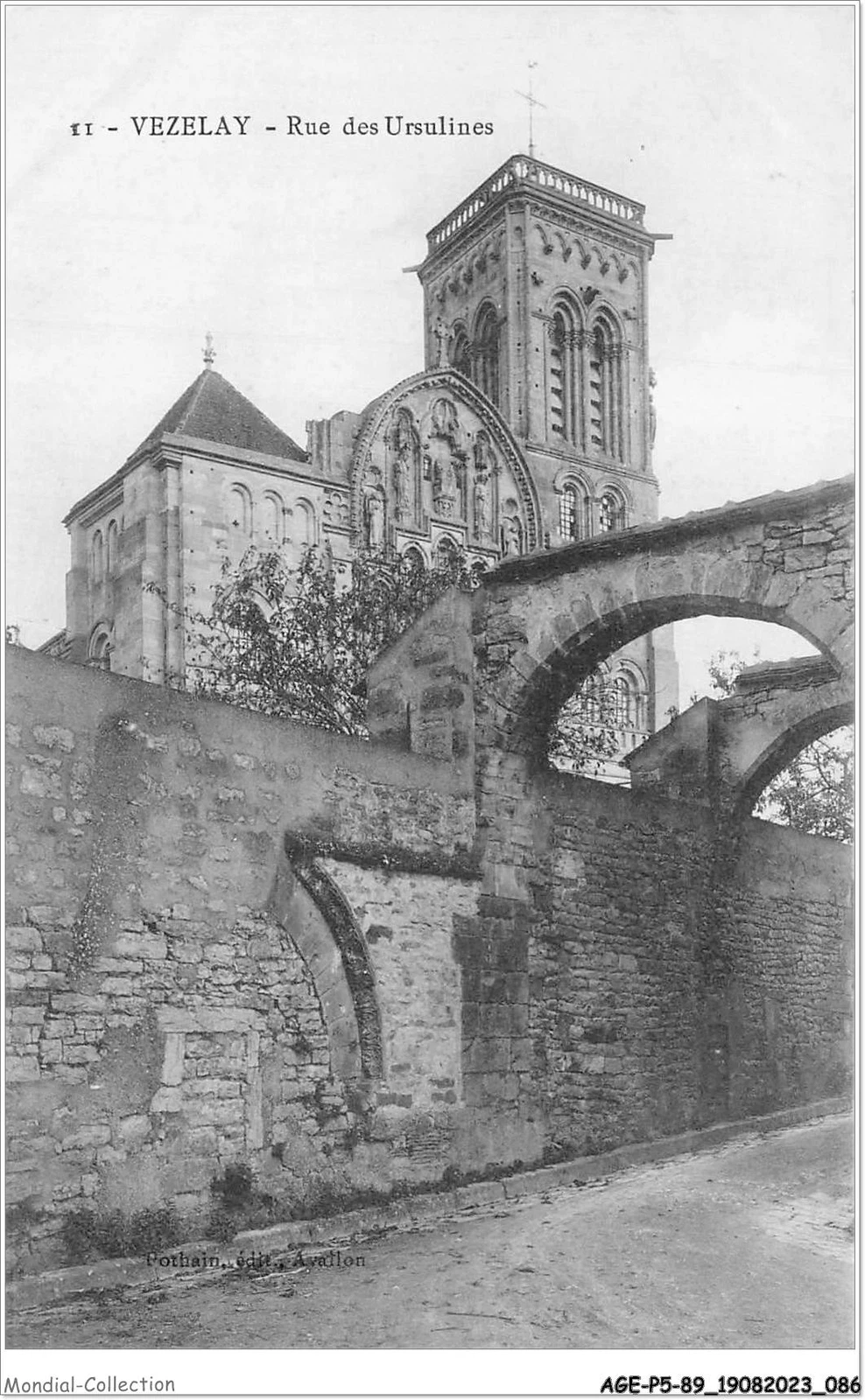 Photo 1/2