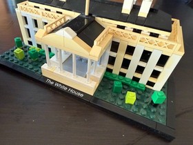 used LEGO Architecture White House (21006) Building Kit 560 Pcs Retired Set