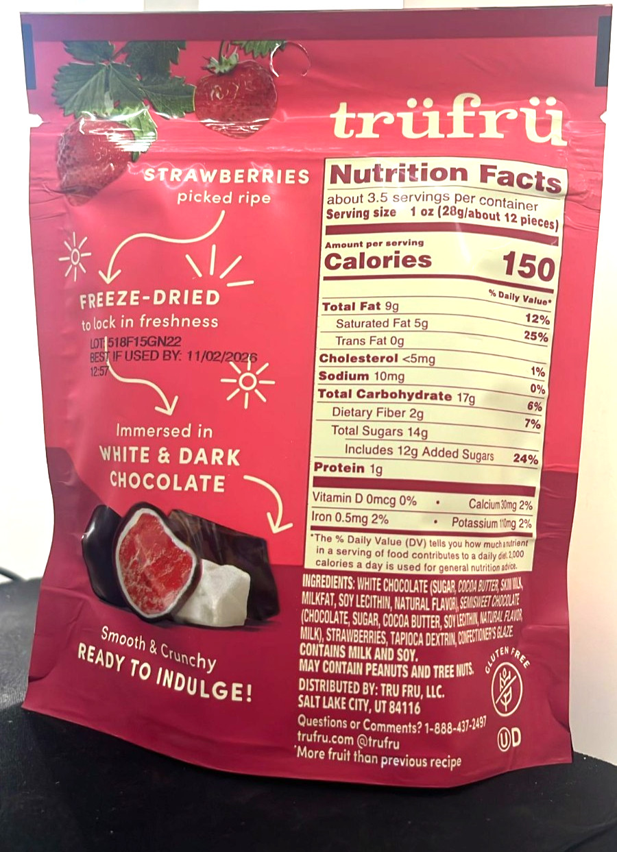 Tru Fru Freeze Dried Strawberries in Dark & White Chocolate 3.4 oz