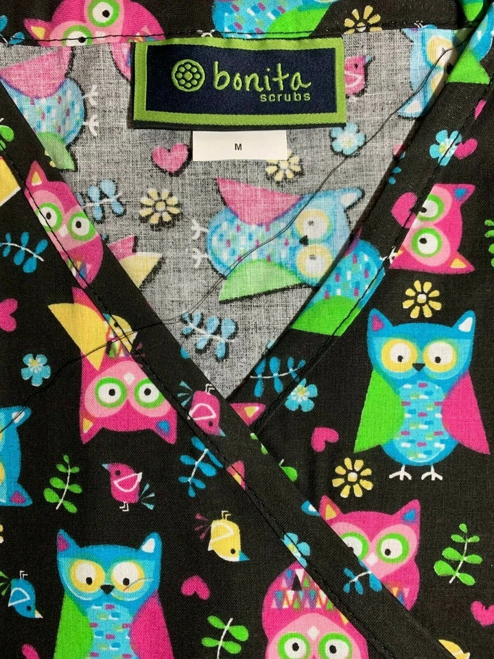 SCRUB TOP SIZES XS S M L XL WISE GUY OWLS NWT NURSE MEDICAL WORK UNIFORM CNA Owl - Image 4 of 4