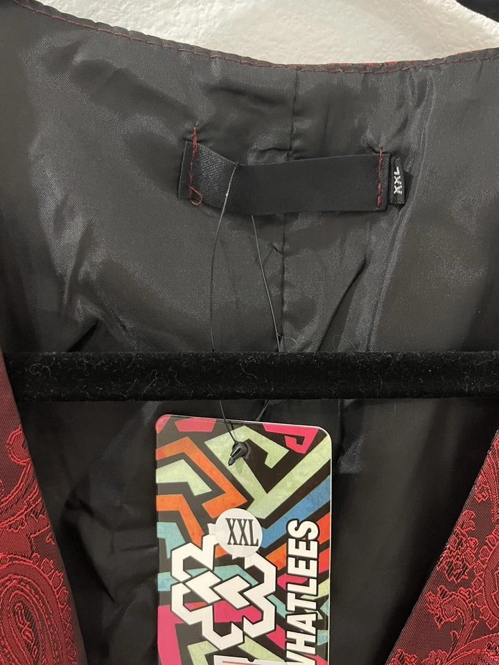 Men's size XXL Formal Dress or Halloween Costume Vest-Black and Red Paisley NWT - Image 4 of 4