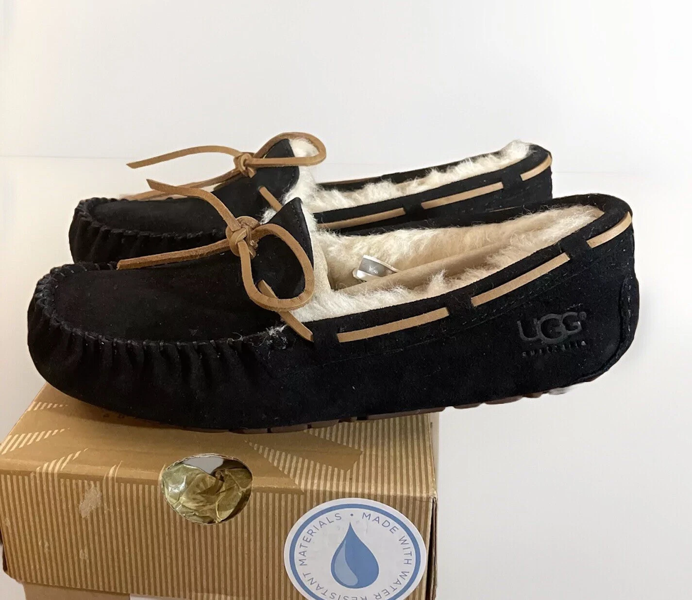 UGG DAKOTA 5612 NERE TAGLIA 5 AUTENTICHE PANTOFOLE DONNA NUOVE