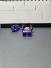 LEGO njo263 Lil&rsquo; Nelson - Dark Purple Robe. From set 70589 Rock Roader