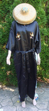 Vtg Golden Dragon 100 Silk Hand Embroidered Blk Kimono Robe w/Asian Wicker Hat