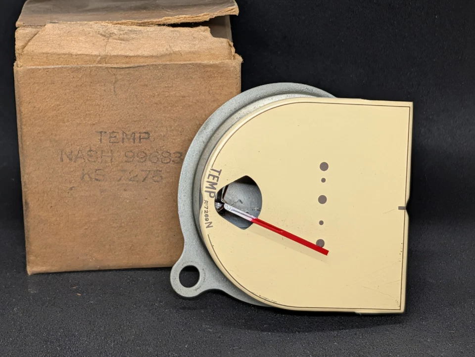 NOS 1939 NASH LAFAYETTE AMBASSADOR WATER TEMPERATURE INDICATOR DASH GAUGE 99683 - Image 3 of 4