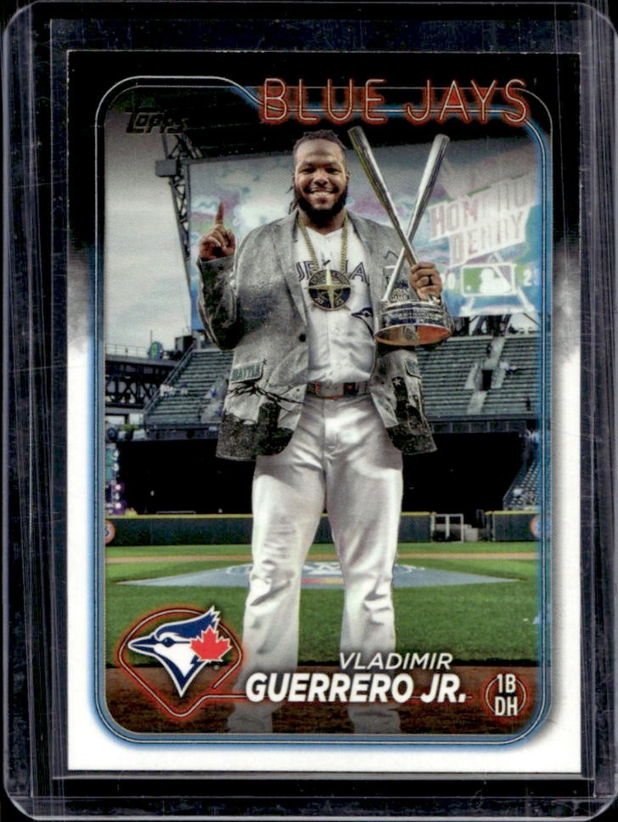 Vladimir Guerrero Jr. 2024 Topps #330 Golden Mirror Image 